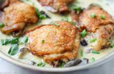 QUERO ENSINAR A RECEITA DE FRANGO ASSADO COM MAIONESE