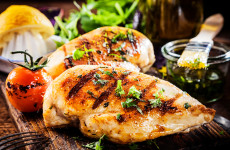 COMO FAZER FRANGO ASSADO COM CREME DE CEBOLA LA CALIPICINNI