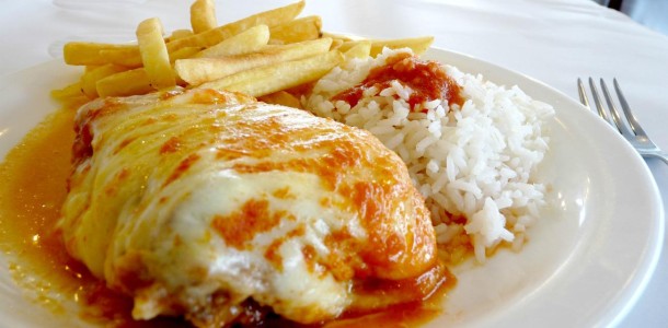 BIFE A PARMEGIANA DE FORNO UMA INCRIVEL RECEITA QUE TRAGO PRA VOCE