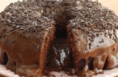 BOLO DE BRIGADEIRO DE LIQUIDIFICADOR QUEM QUE APRENDER NAO PERCA A CHANCE....